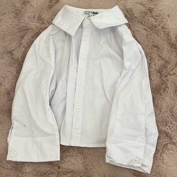 Cropped Half Sleeve Button-up - Picture 2 of 3